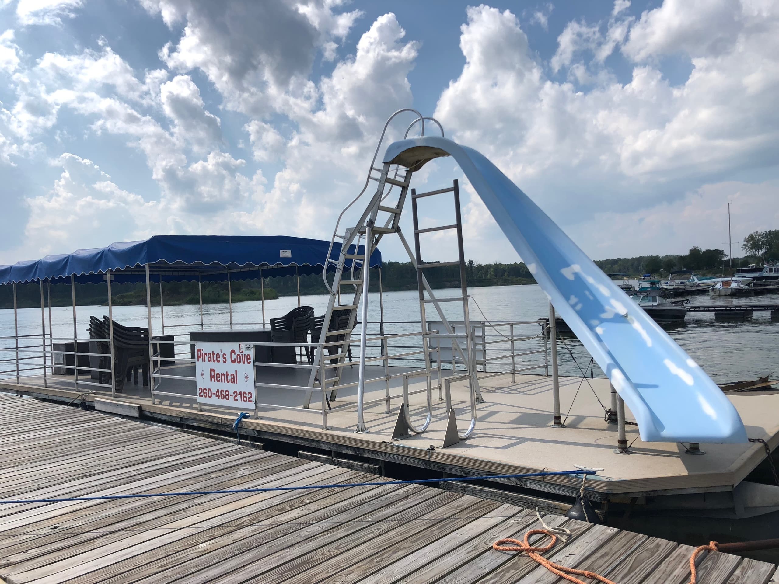 Water-Activities at Pirates Cove Marina Salamonie Lake