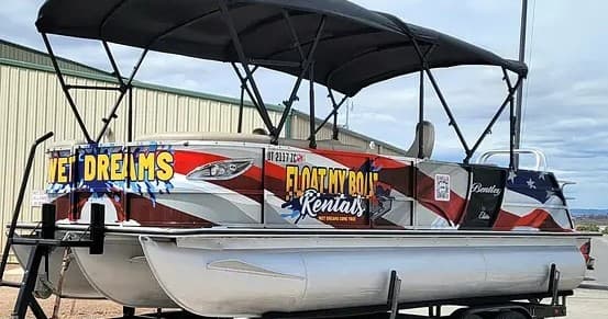 Lake Powell Bentley Elite 22ft Tri-toon: Hourly Party Boat Rentals for Wake, Tubing, and Canyon Cruises