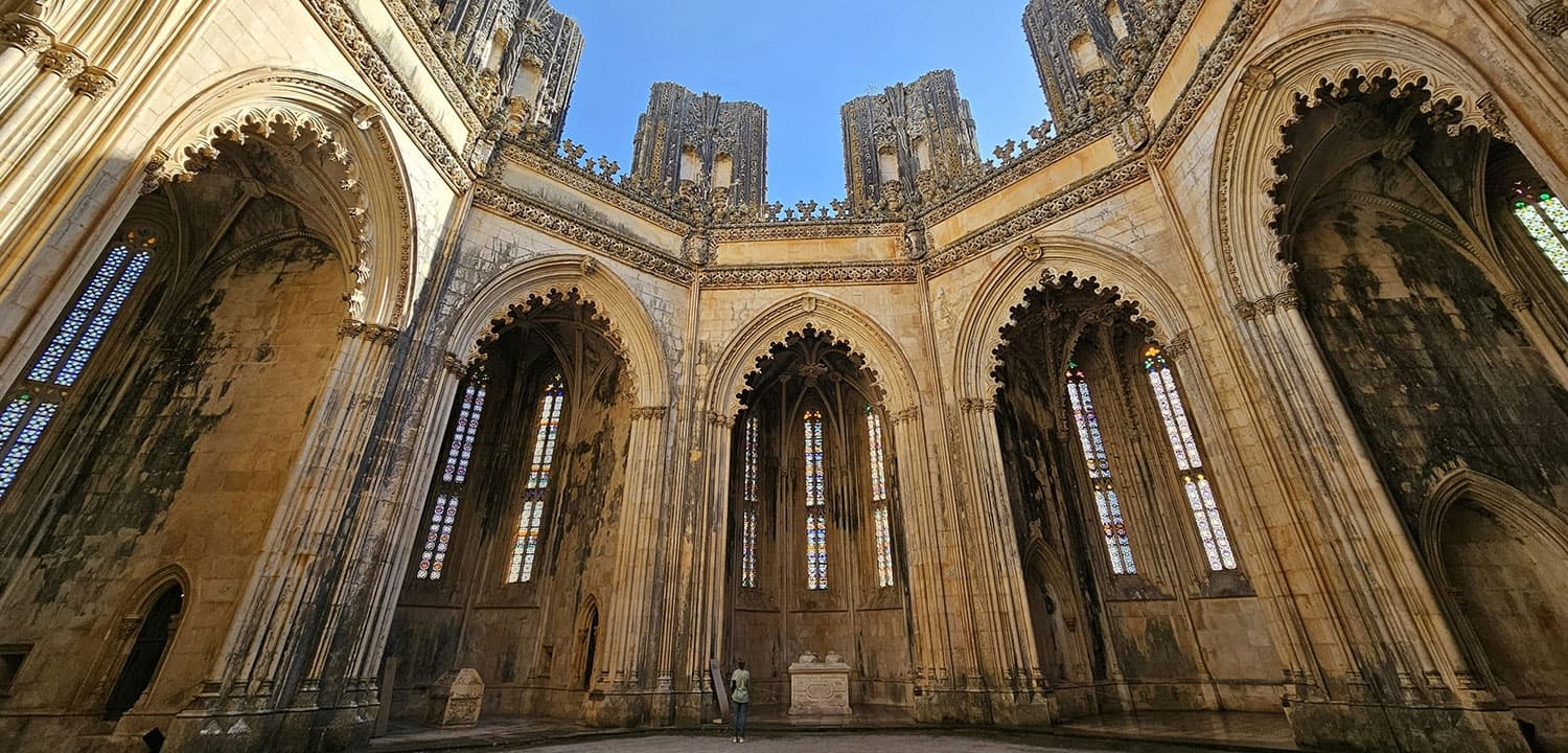 Historic Monastery Tours with Silver Coast Travelling in Batalha