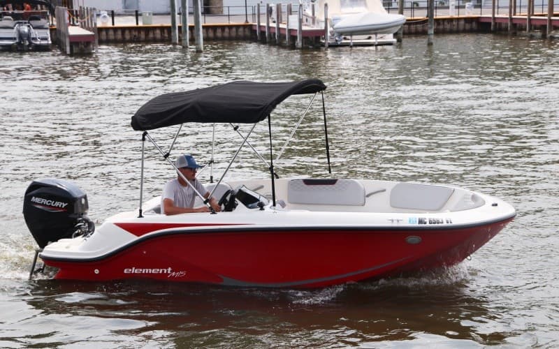 15-Foot Bayliner Bowrider Rentals in Saugatuck: Lake Michigan & Kalamazoo River Day Trips