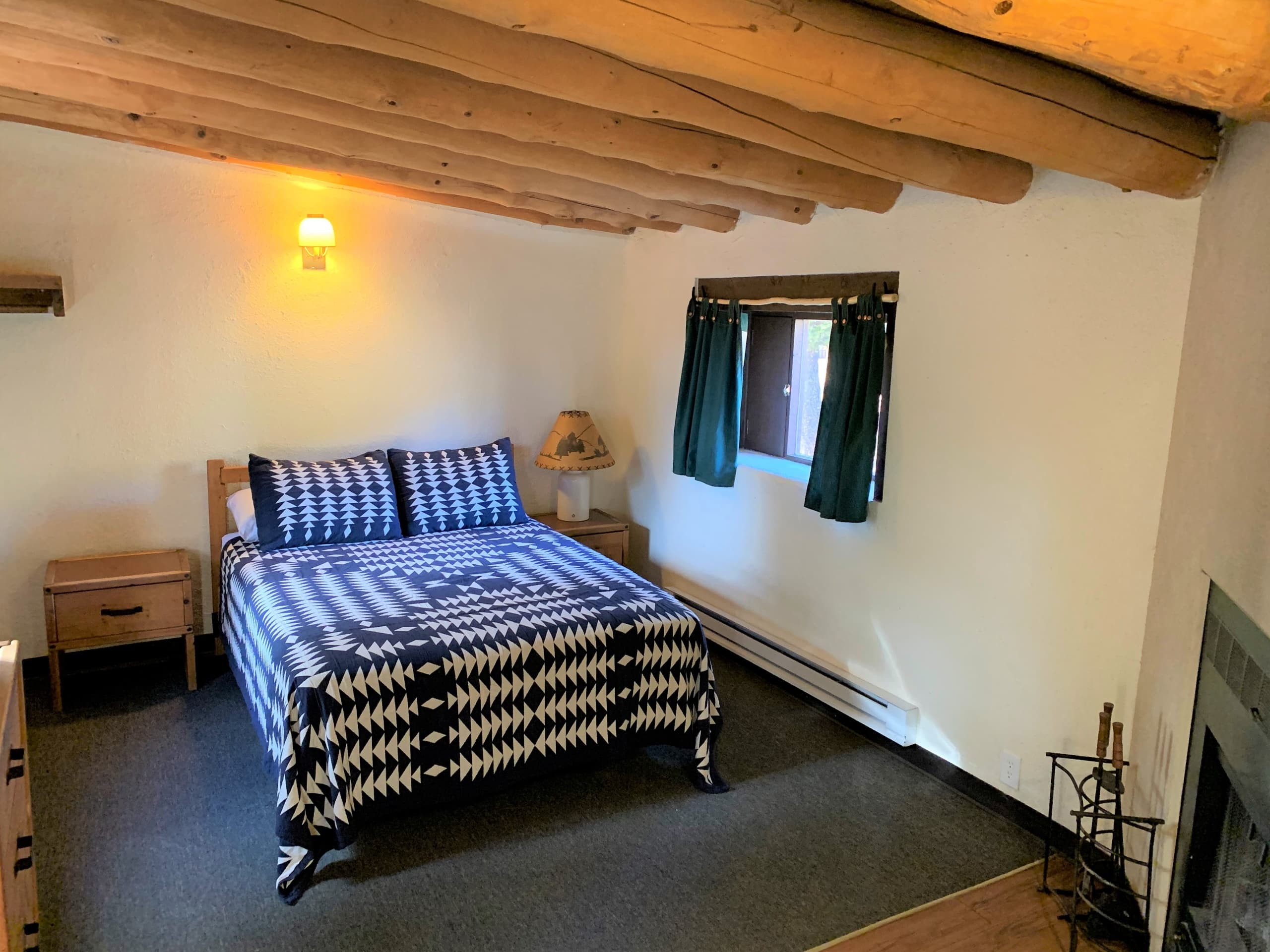 Relaxing Cabin Retreat at Monument Lake Resort