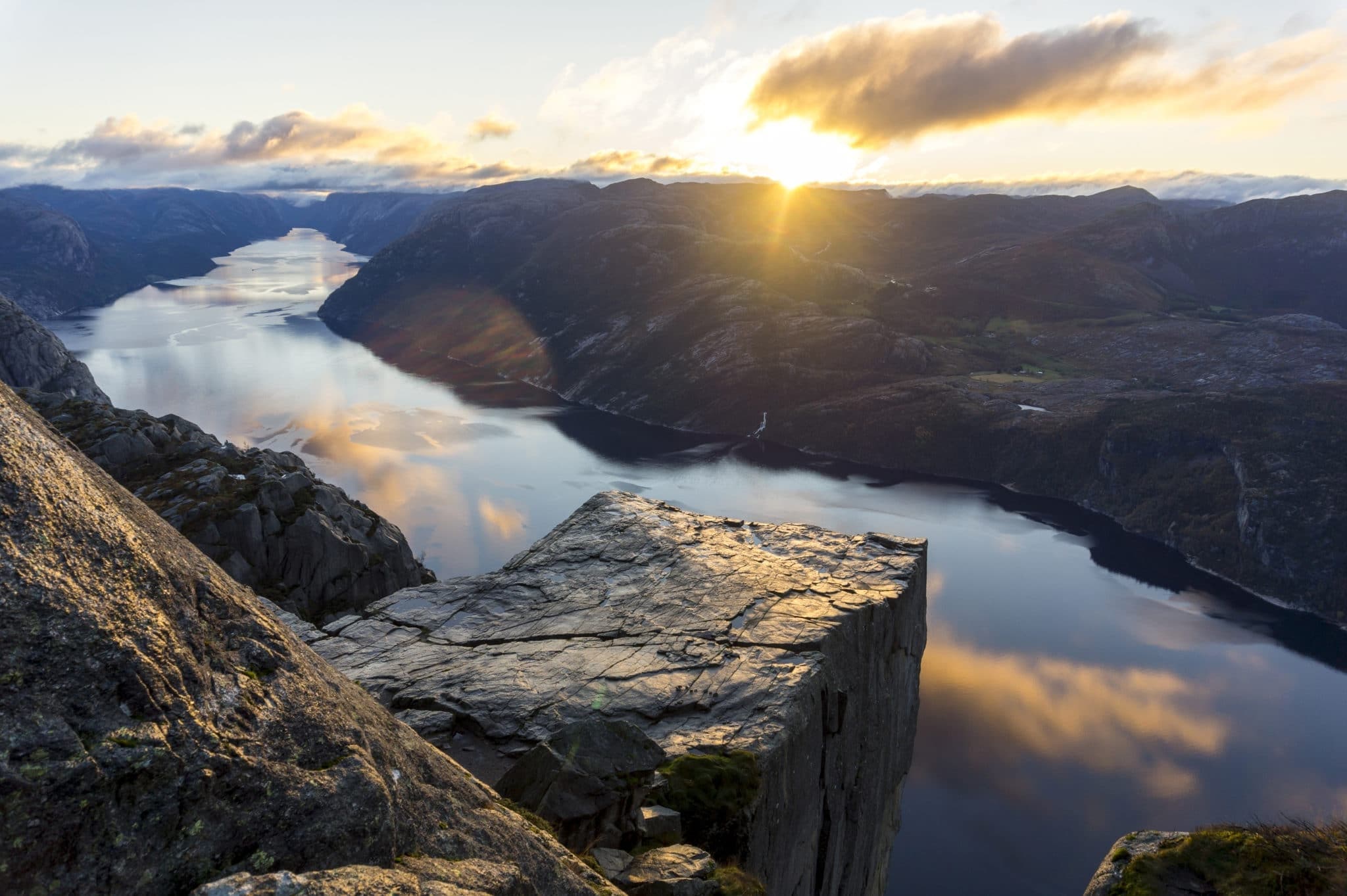 Pulpit Rock Hike with Lysekammen in Stavanger