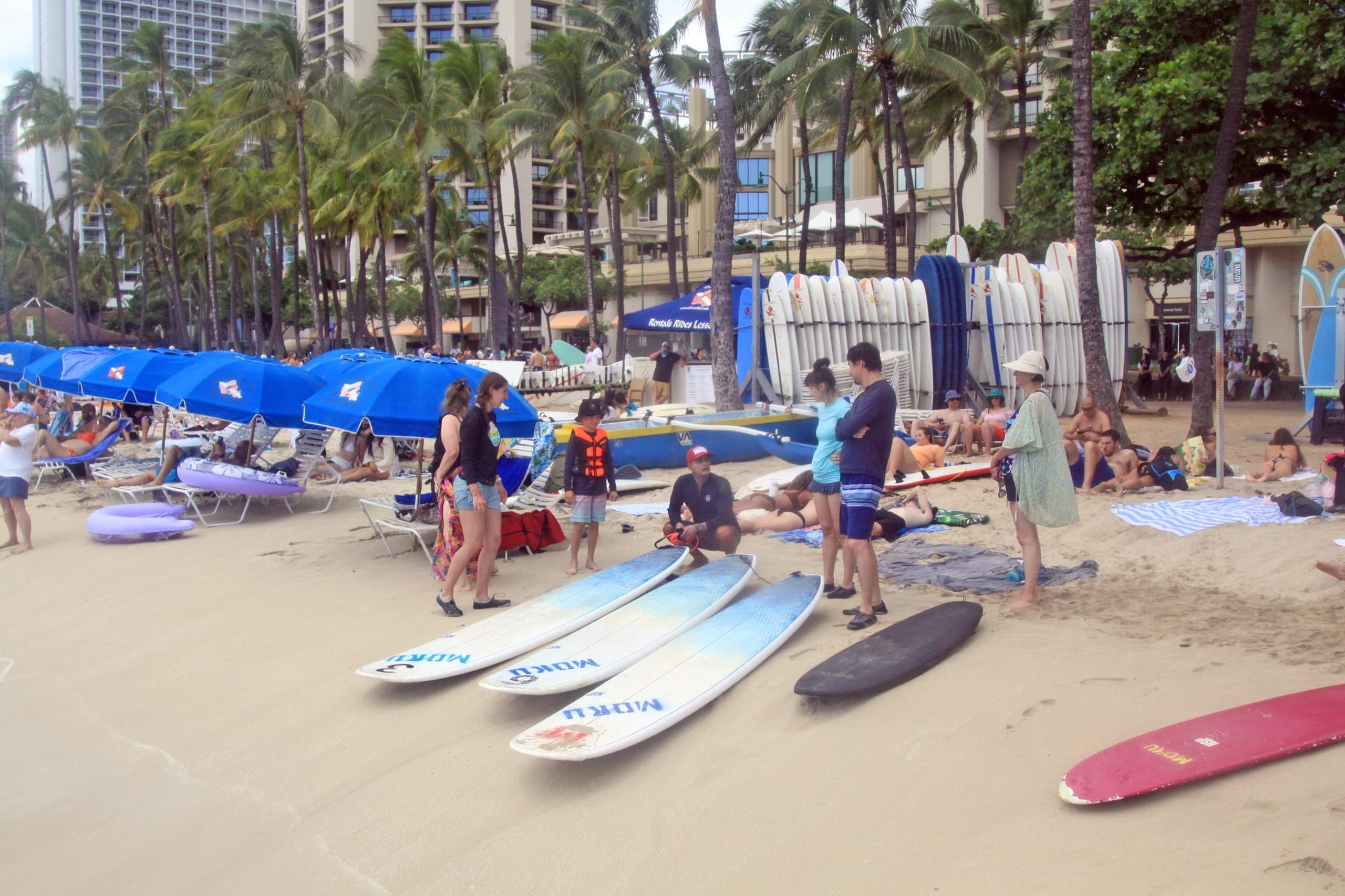 Group Surf Lessons in Honolulu with Moku Hawaii