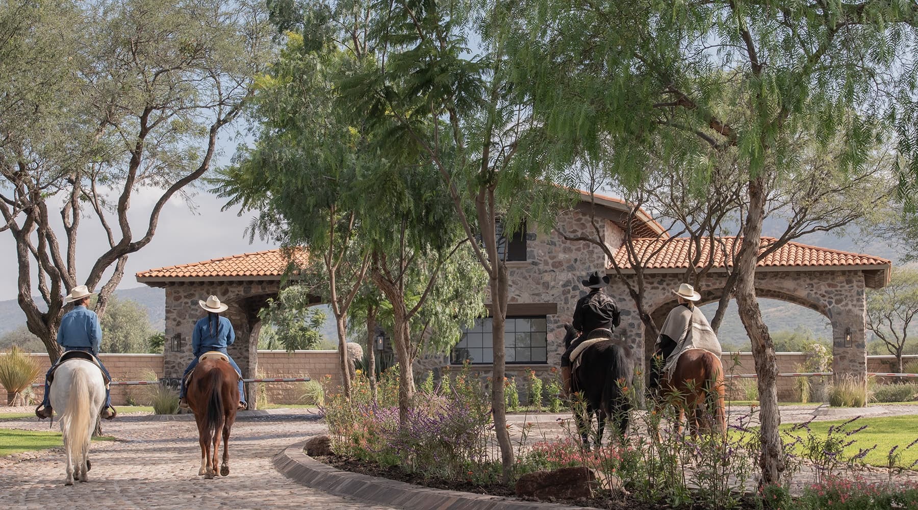 Saddle Through Guanajuato: Group Afternoon Trail Ride in Marroquín de Abajo photo 4