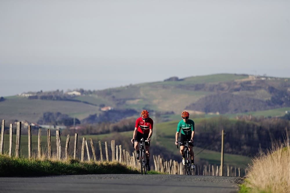 Coastal Cycling Adventures with Basque Country Cycling in San Sebastián