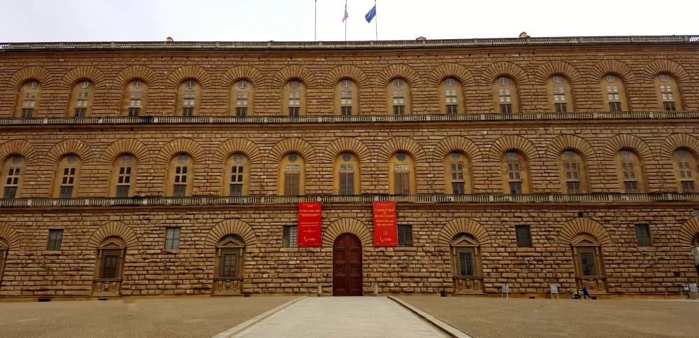 Inside the Galleria Palatina: Guided Tour of Palazzo Pitti's Medici Masterpieces