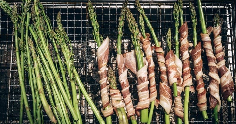 Forest at Night: Autumn Forage & Feast at Seven Mile Beach