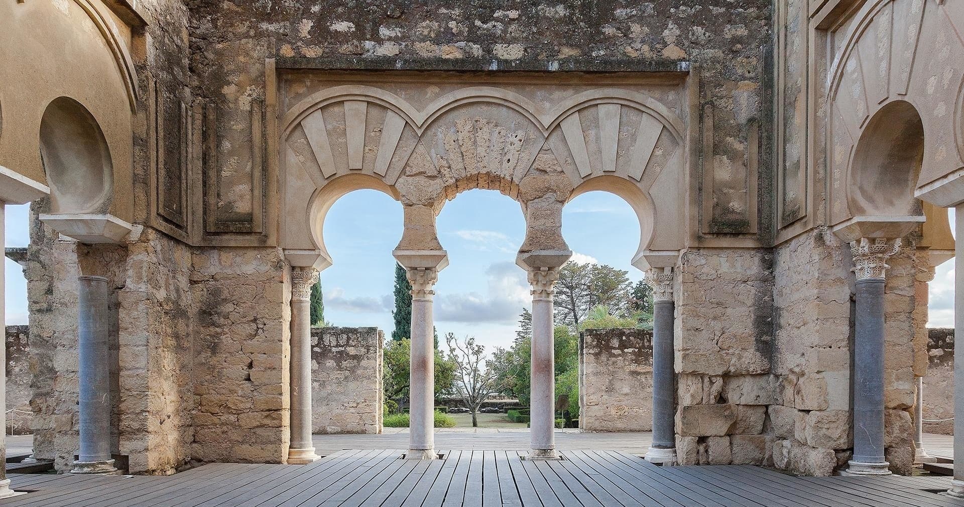 Medina Azahara Ruins Tour with Eventour Córdoba