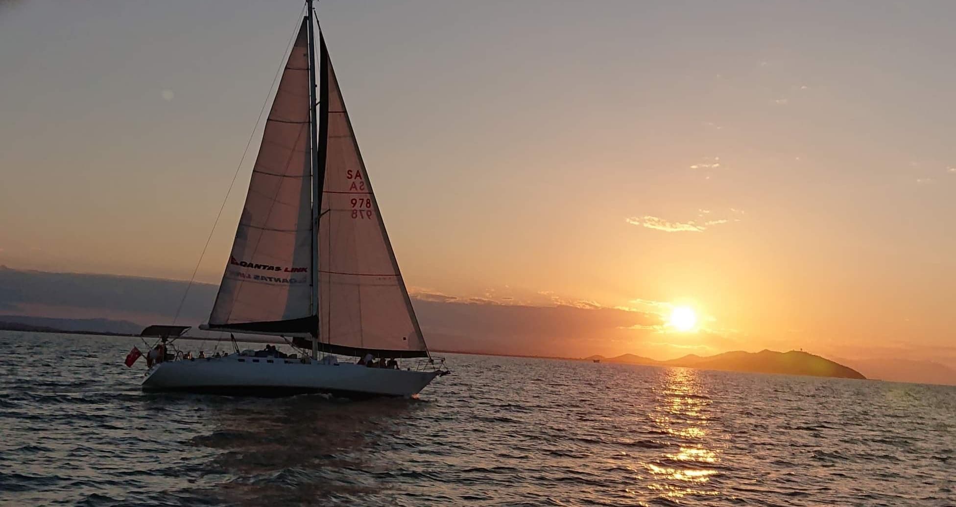 Water Activities: Private Ragamuffin Sunset Sail at Magnetic Island