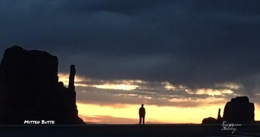 Moonlight Tour in Monument Valley: A Nighttime Adventure