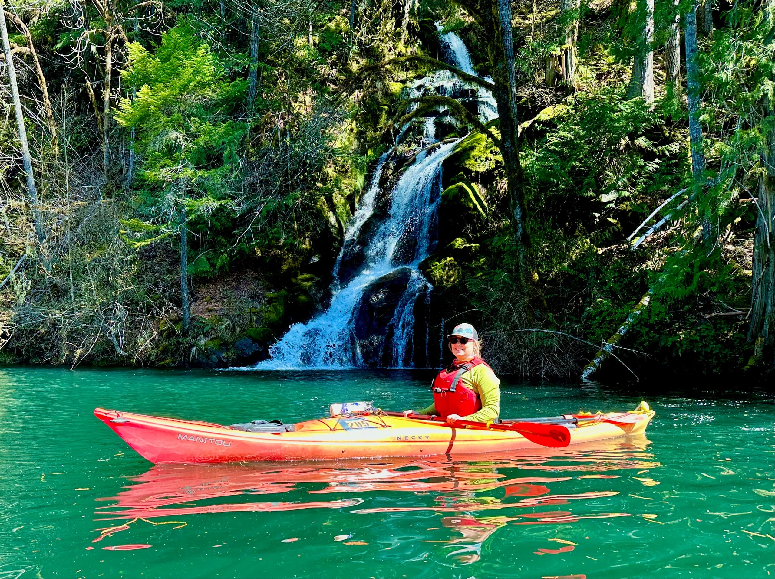 Paddle to the Falls: Lake Kokanee Waterfall Kayak Tour Near Hoodsport