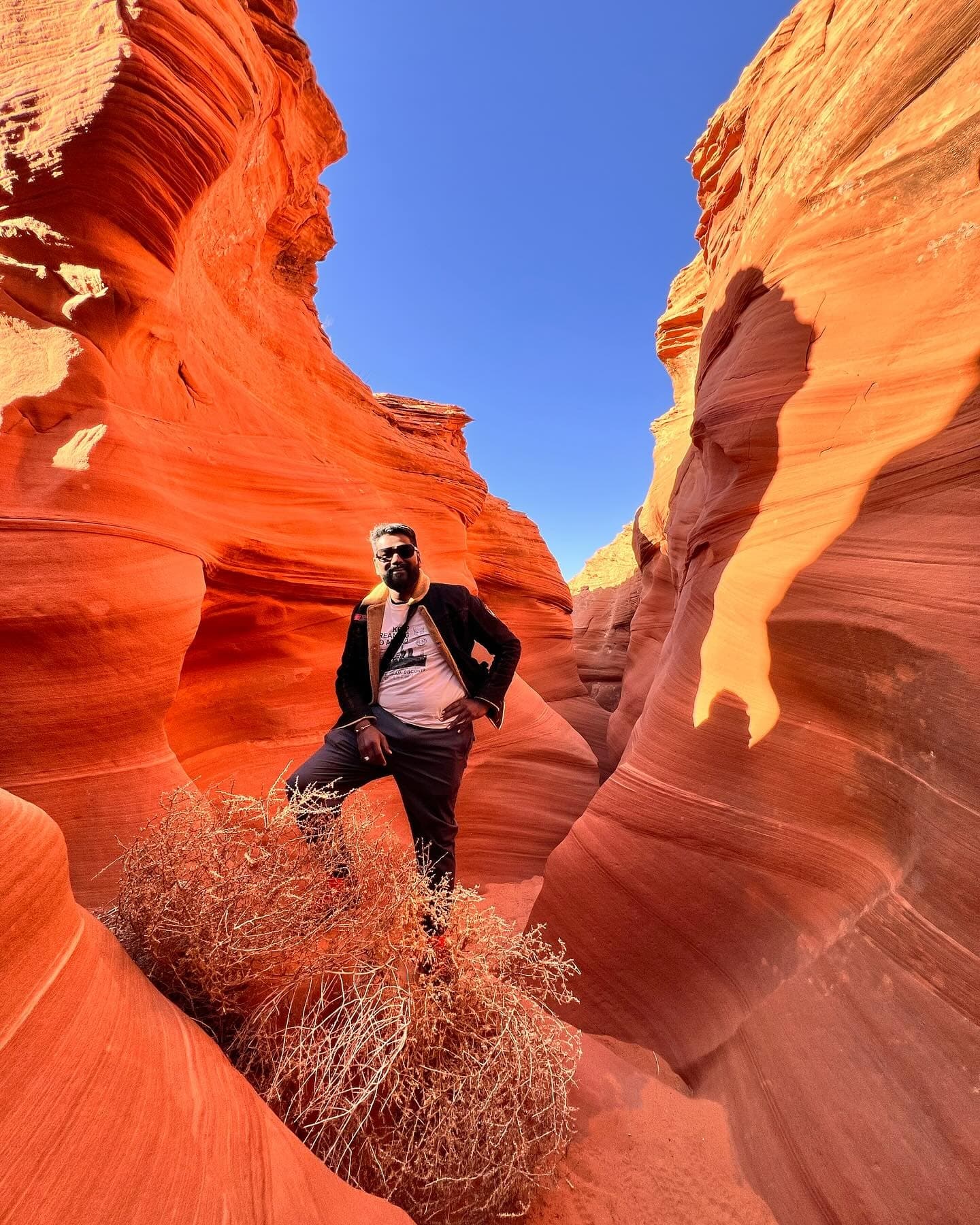 Explore Antelope Rattlesnake Canyon: A Serene Navajo Sandstone Adventure Near Page, Arizona