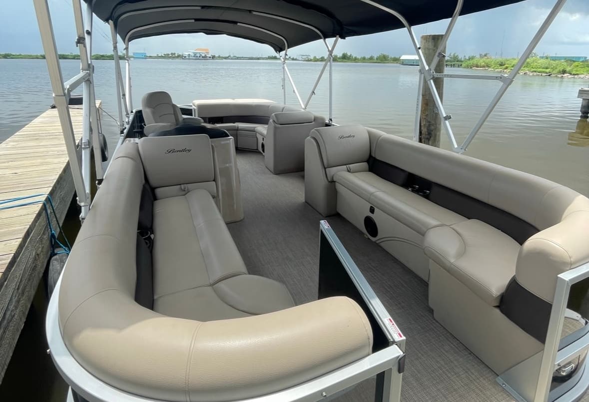Luxury Pontoon Bayou Experience with New Orleans Pedal Barge