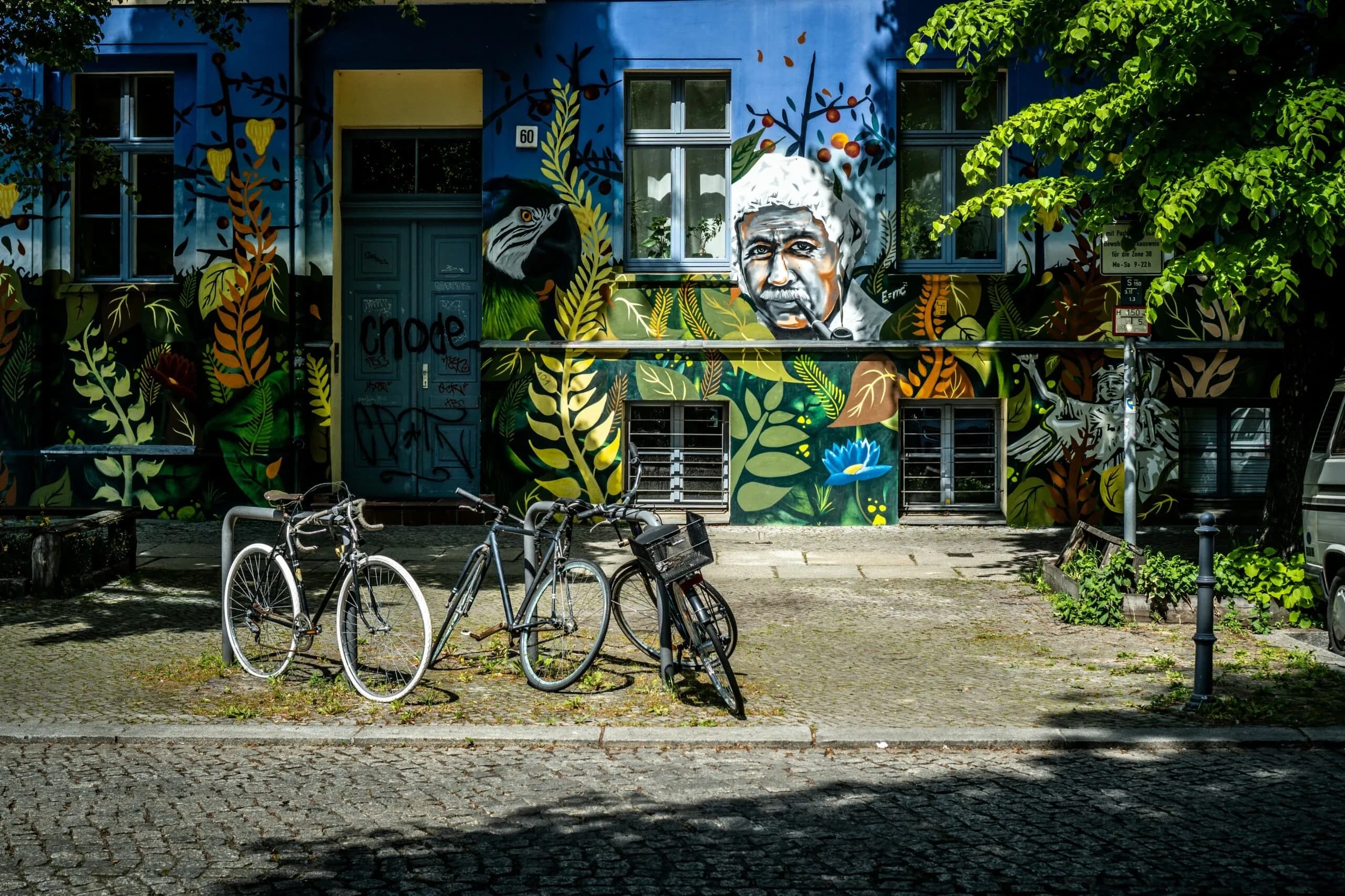 East Side Gallery Walking Tour: Kreuzberg Street Art & Berlin Wall Murals photo 2