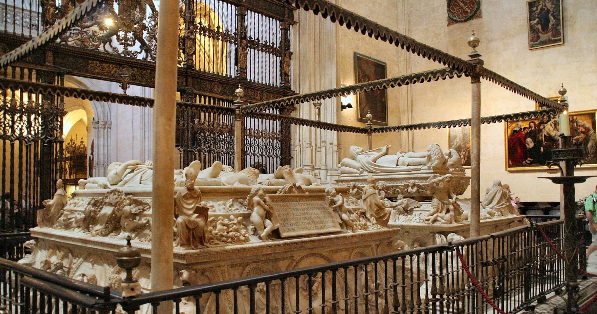 Granada History Tour with Cláritas Turismo