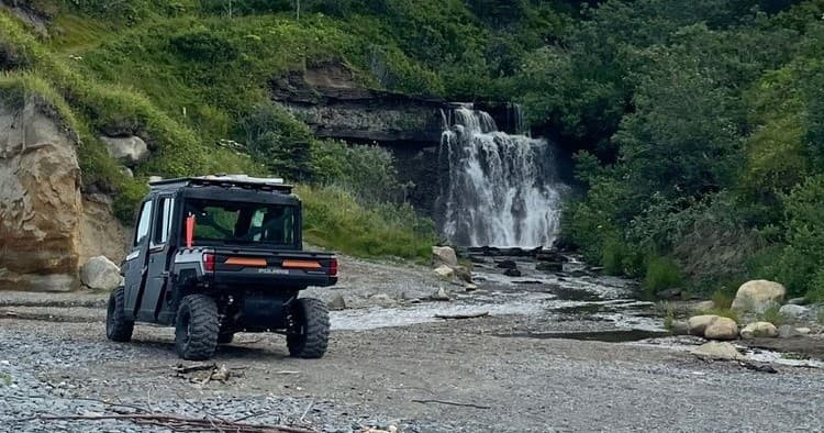 Explore Alaska's Cook Inlet on the Low Tide Tour