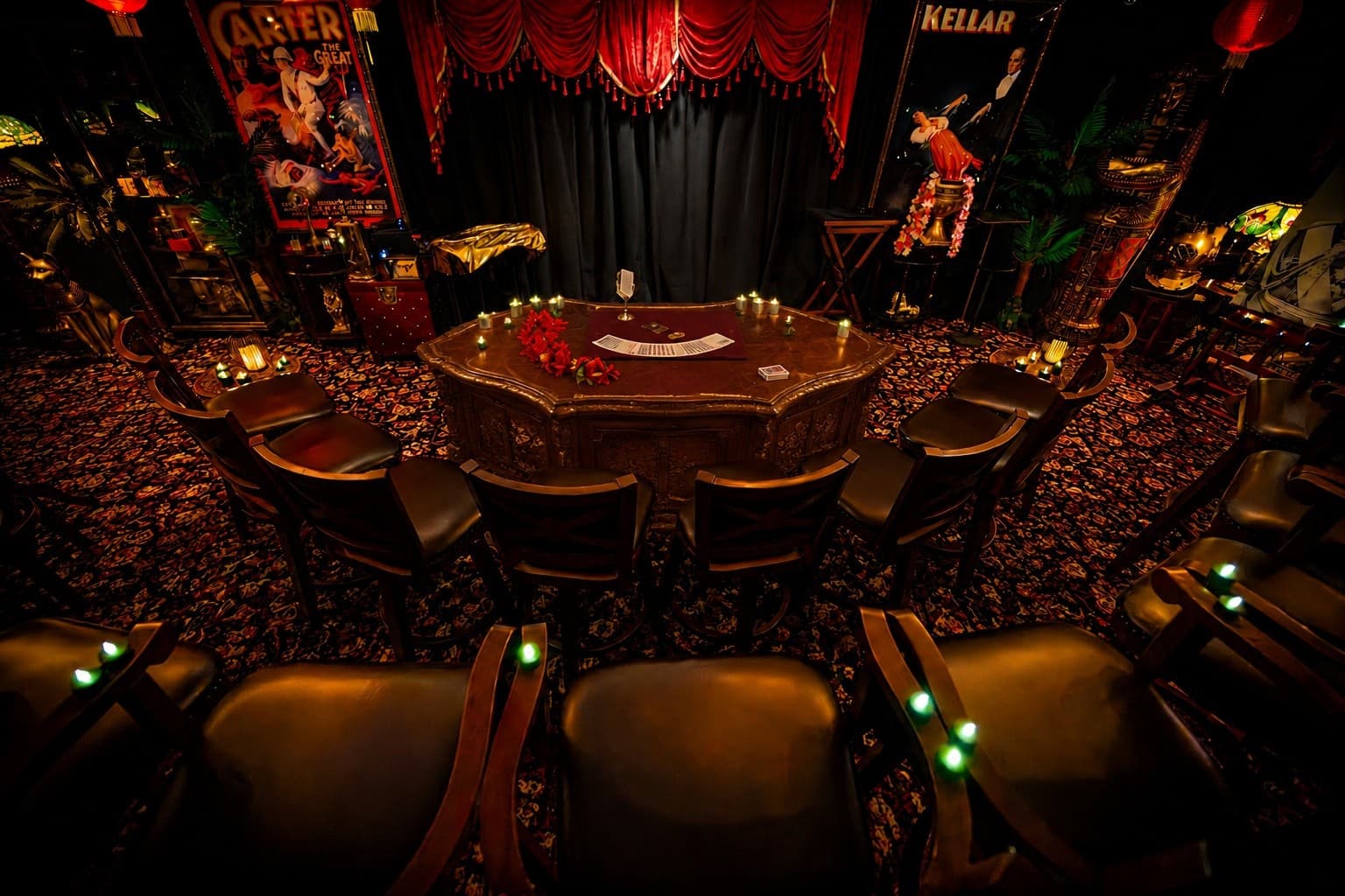 Shoot Ogawa Up Close After Dark: Intimate Victorian Magic at Hilton Waikiki