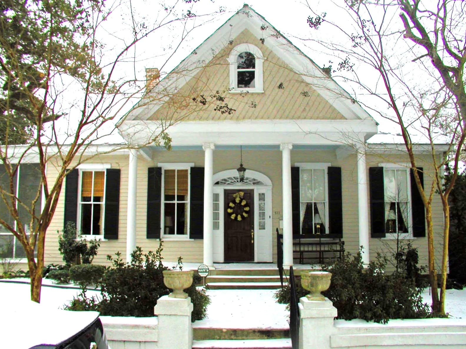 Step Back in Time with Natchez Pilgrimage Tours’ Elodie 1890