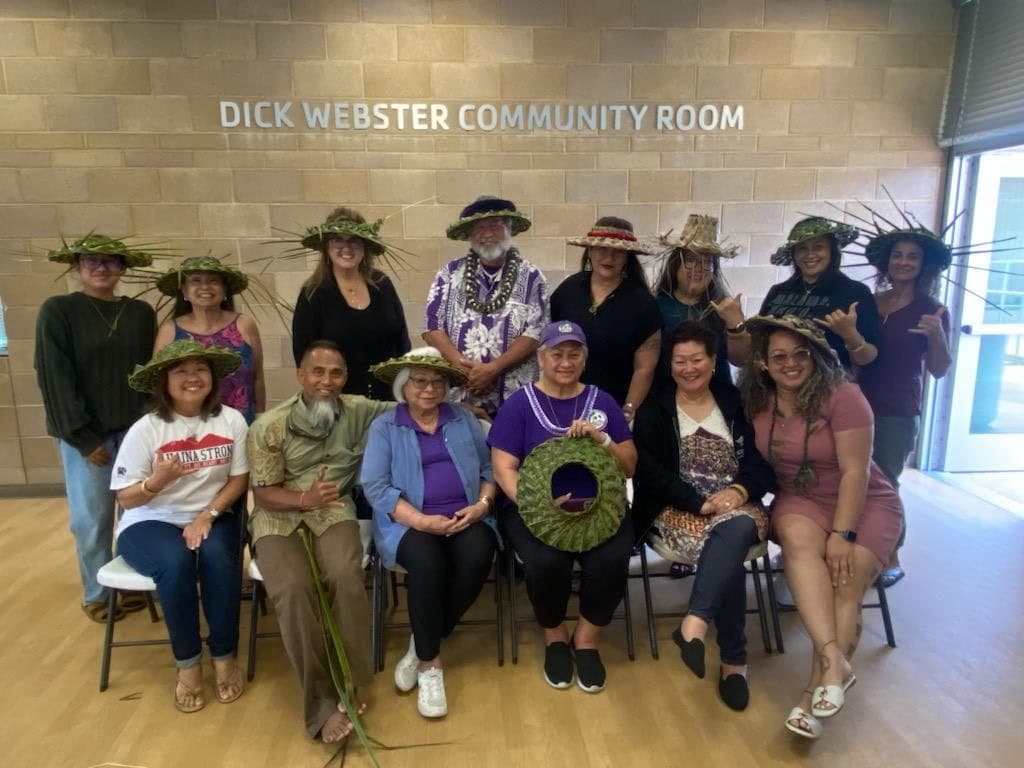 Wine & Weave in Lahaina: Sunset Crafting and Wine Pairings Supporting Hawaiian Civic Clubs
