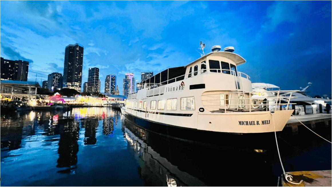 Miami Aqua Tours: Sunset Cruise & Skyline Sips