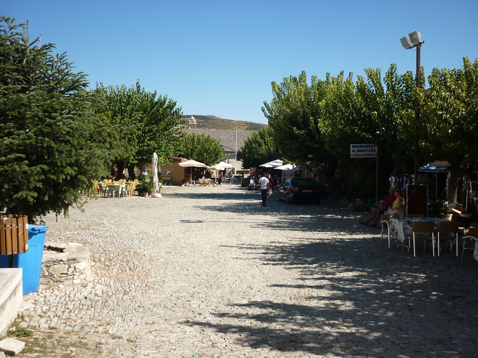 Cyprus Land Adventure: Omodos & Kelephos Bridge with Cyprus Walks