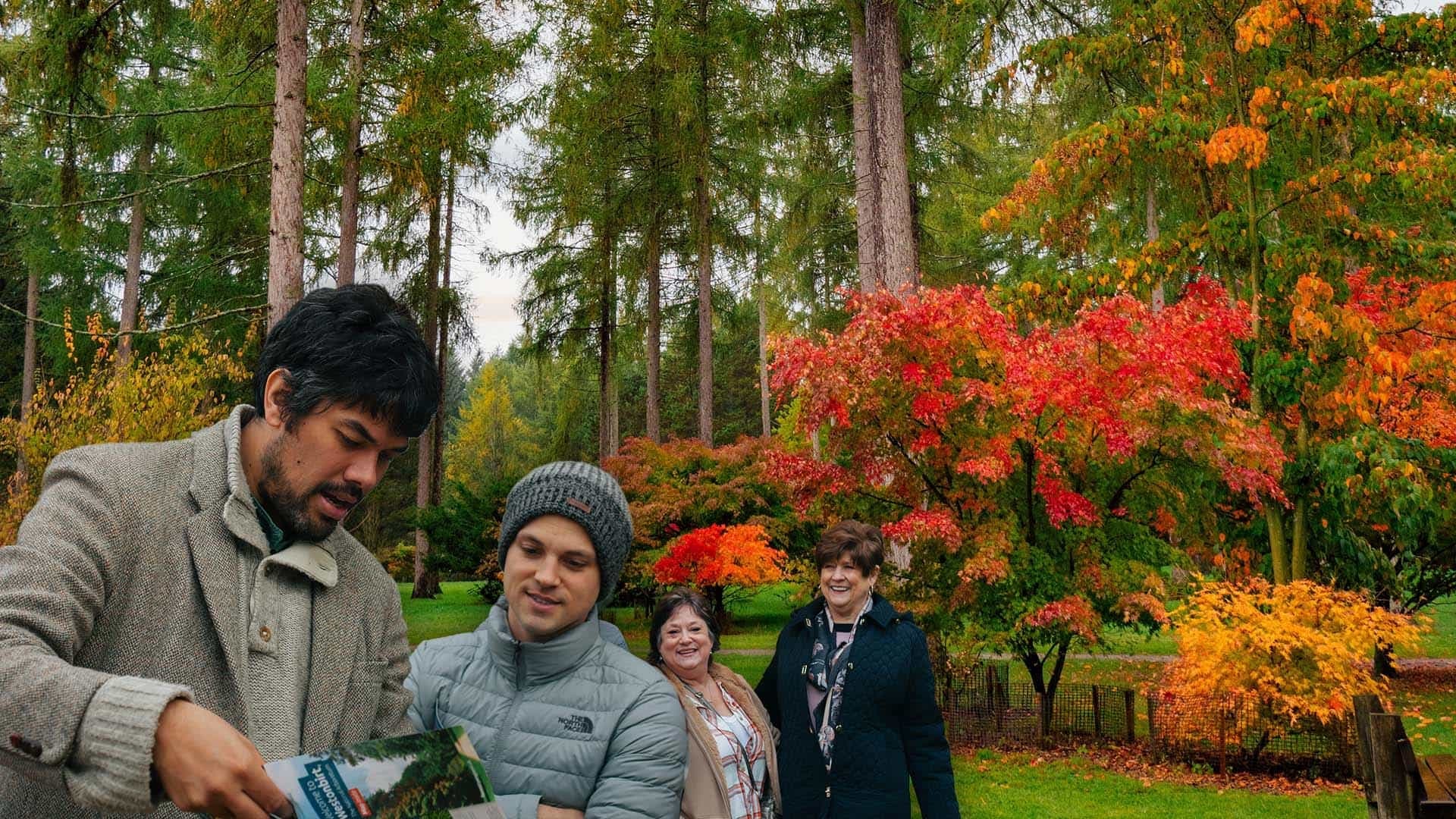 Cotswolds Autumn Tour Featuring Antiques & Arboretum Walks