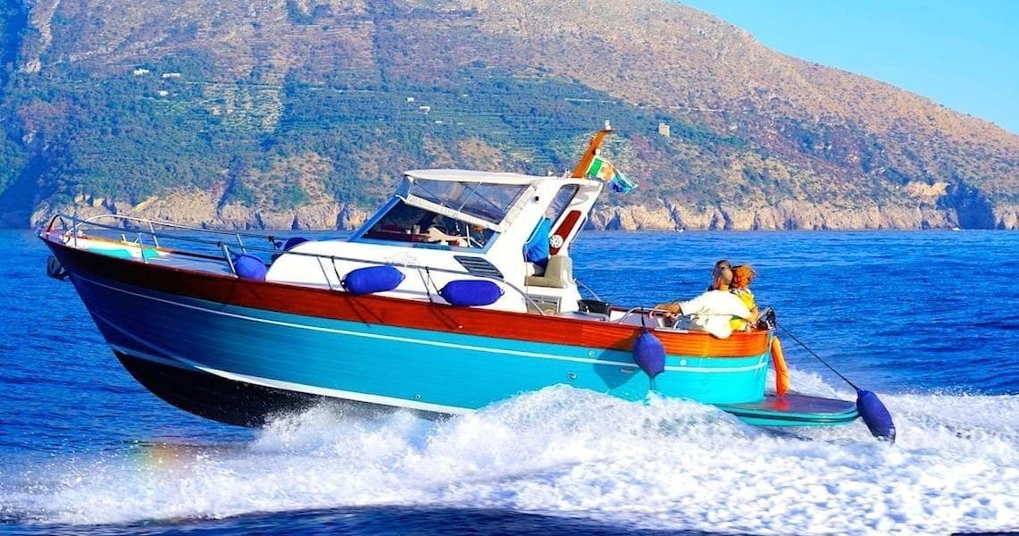 Boat Charters in Amalfi Coast from Rome by High-Speed Train