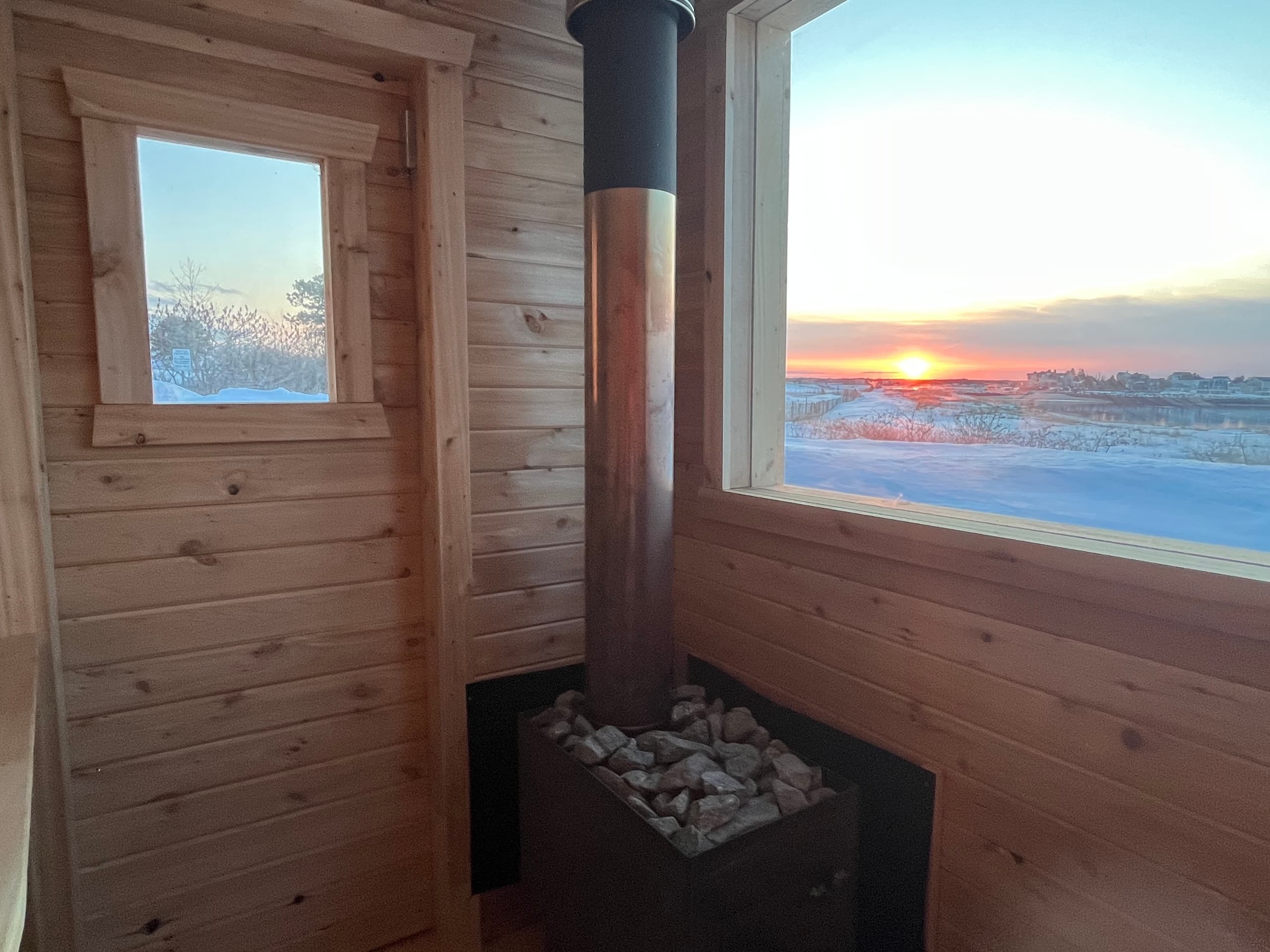 Portable Sauna Pop-Ups in Cape Elizabeth: 75-Minute Coastal Recovery Near Portland