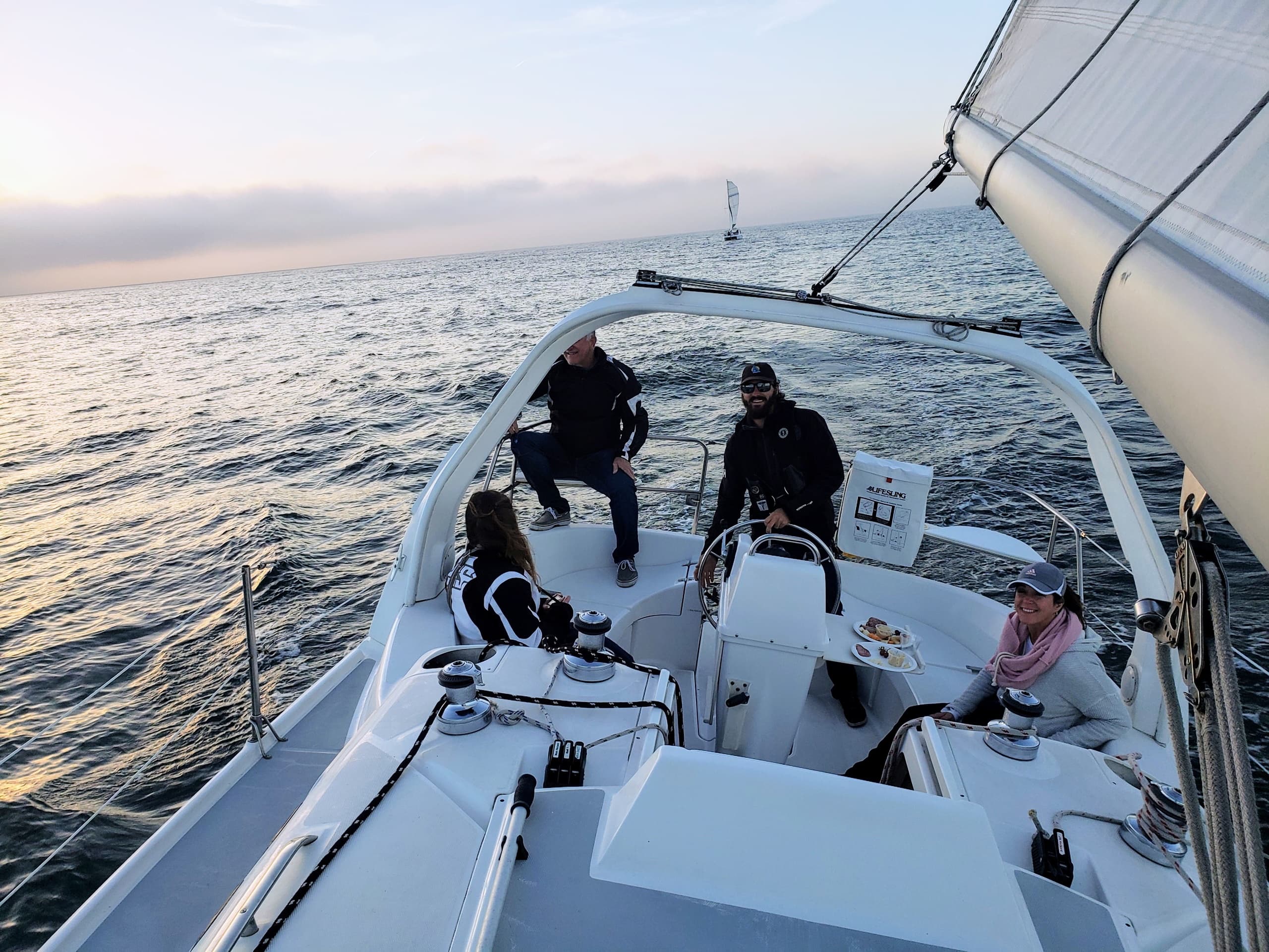 Keelboat/Monohull Cruise