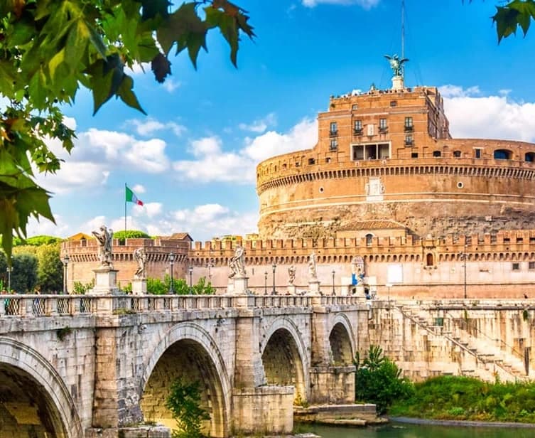Historic Landmarks & Relaxing Golf Cart Tour at Ancient Rome
