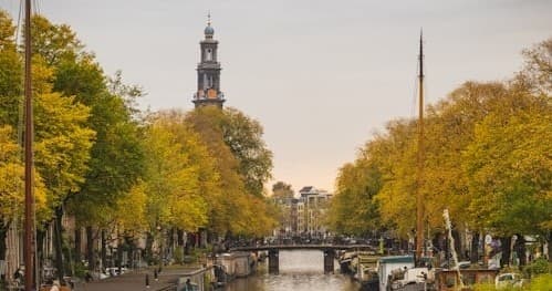Accessible Jordaan District Tours with AmsterdaMobile