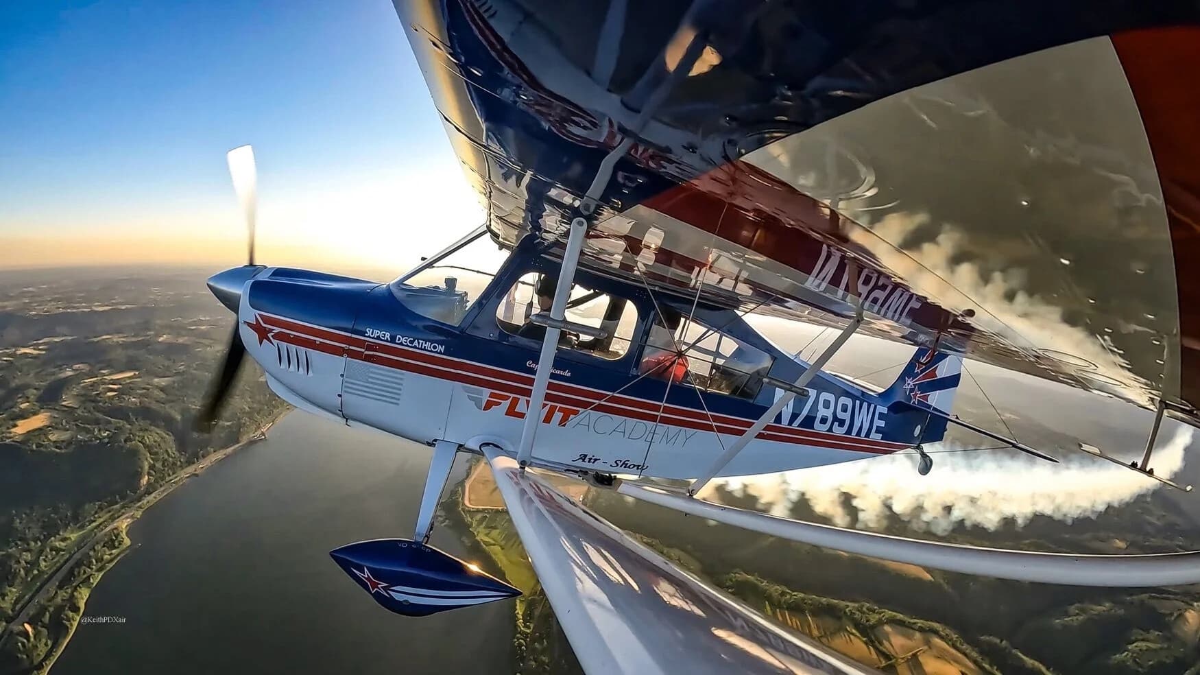Upside-Down Thrills: 45-Minute Super Decathlon Aerobatic Flight