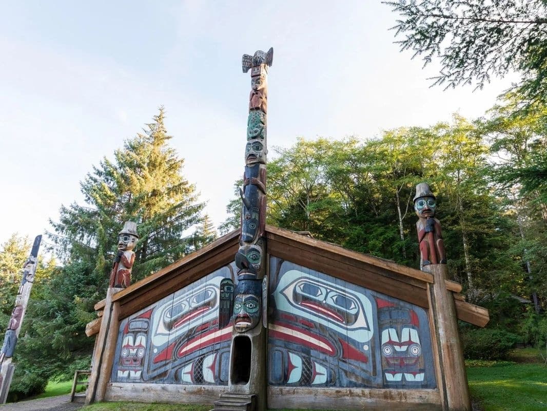 Clan House Tours fleet