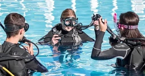 Scuba Diving & Dive Master Course at Elite Scuba