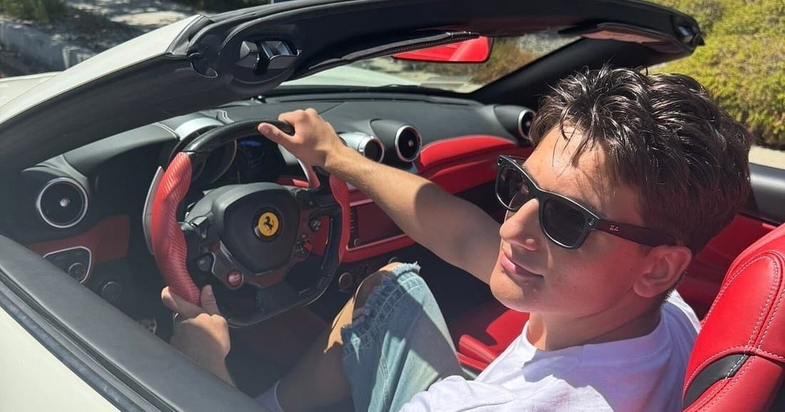 Open-Top Ferrari California T – 1 Hour Supercar Experience on San Francisco's Embarcadero photo 2