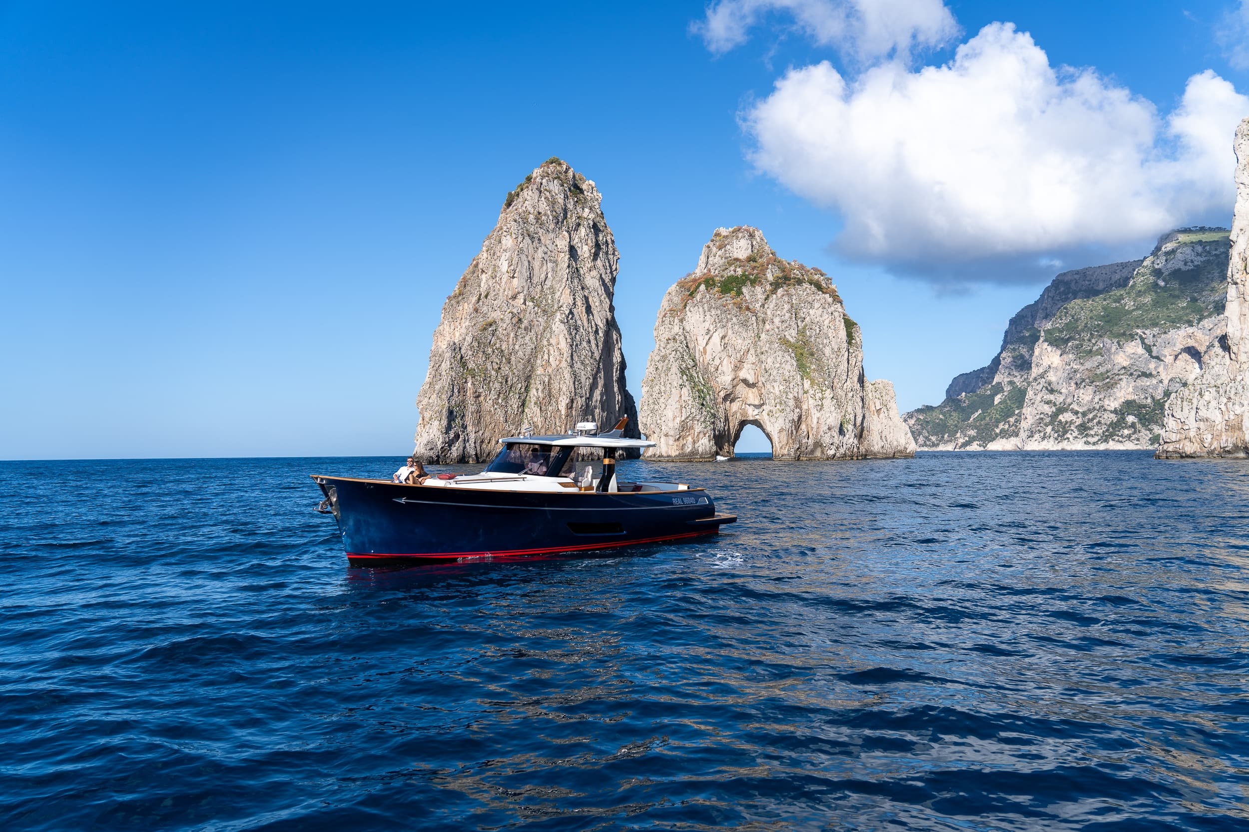 Private Boat Tour & Snorkeling Adventure near Naples