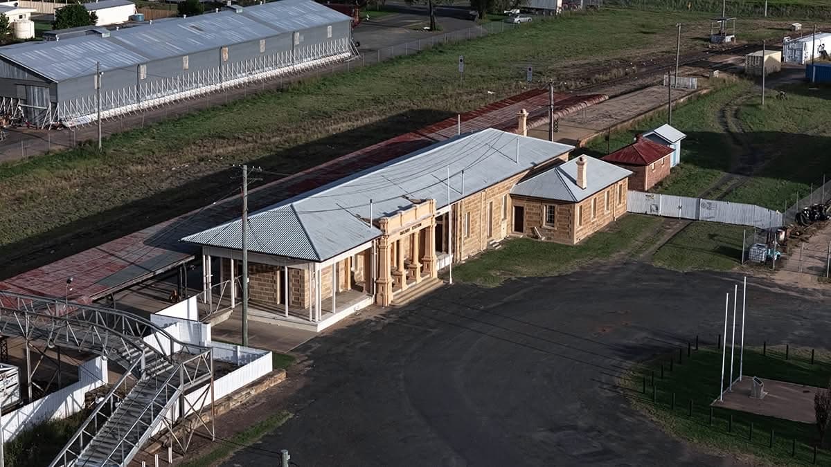 Heritage Rail Through Queensland’s Granite Belt: Warwick to Stanthorpe Day Return