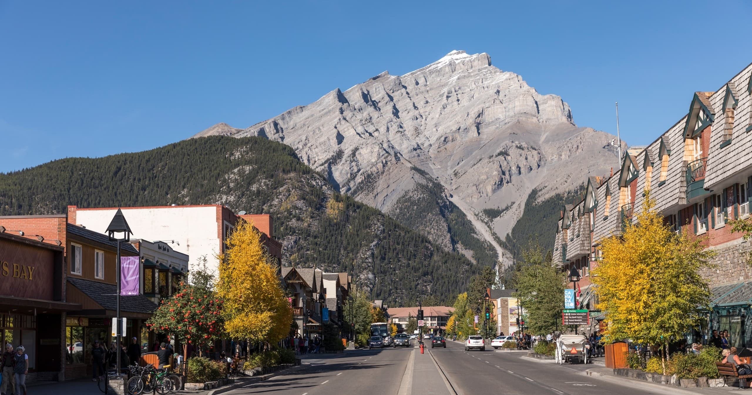 Private Transfers from Calgary to Banff & Canmore with Alberta Blue Sky Tours