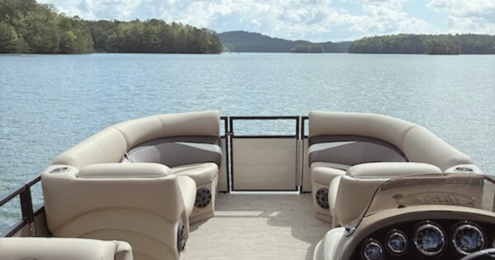 24' Tritoonz: Group-Friendly Tritoons on Lake Blue Ridge (Mineral Bluff, GA)