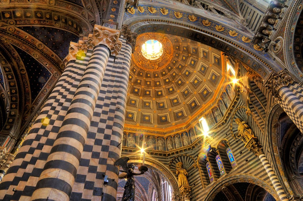 Cultural & Walking Tours with Free Walking Tour Italia in Siena