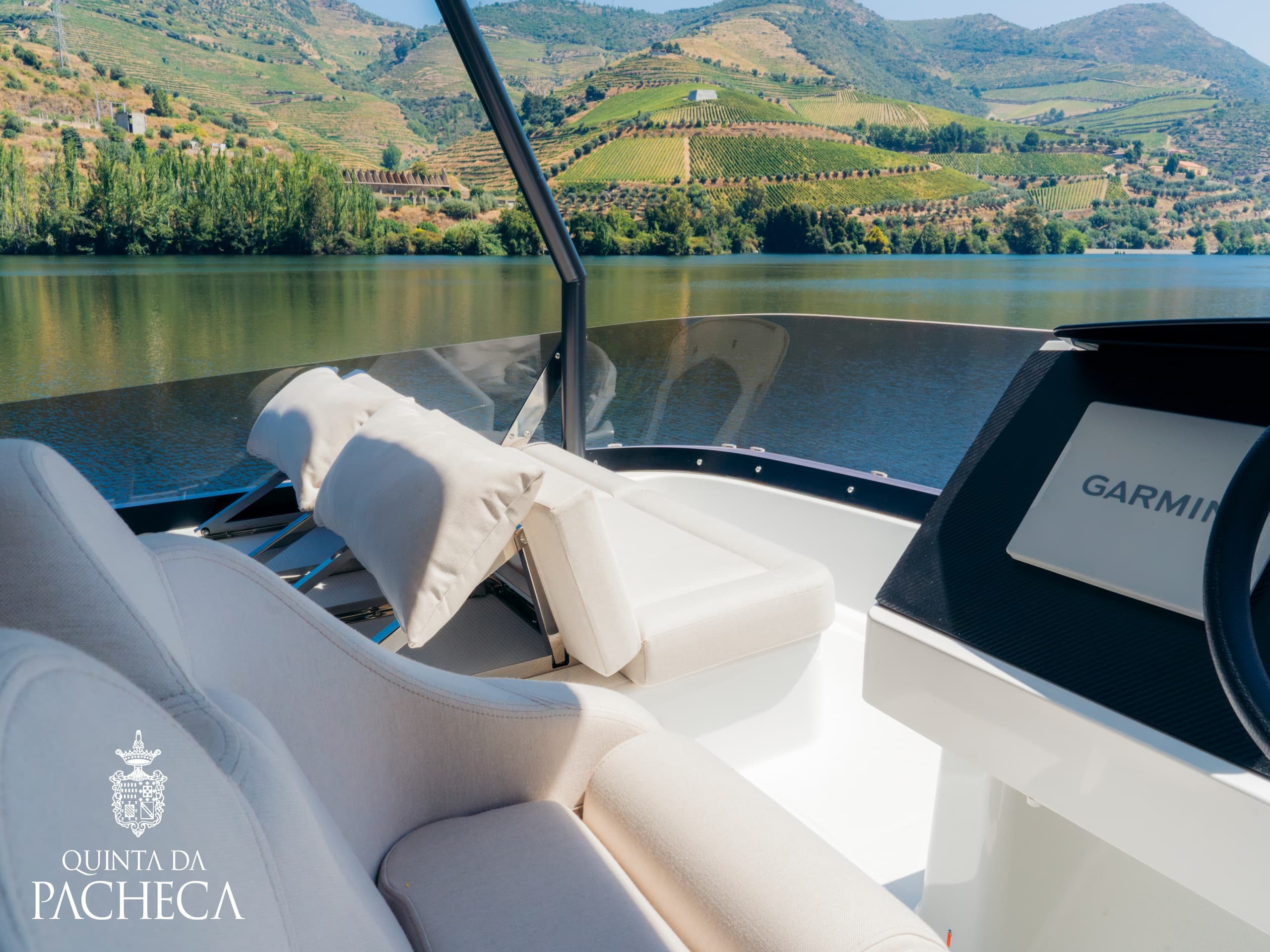 Private Douro River Cruise: Pacheca River 3-Hour Exclusive Boat Tour from Parada do Bispo