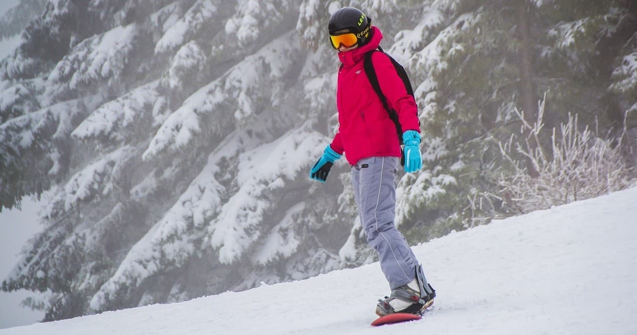 Badger Pass Beginner Ski Day: All Day Lower Lift Tickets - Turtle & Bruin