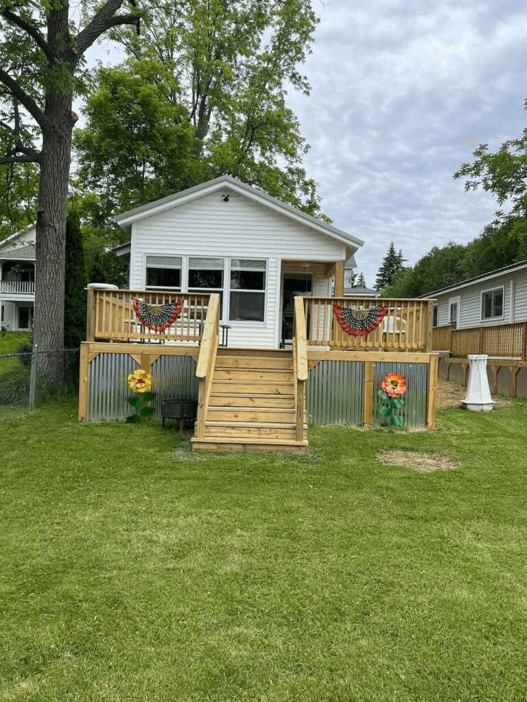 Relaxing White Cabin Retreat in Indian River, Michigan