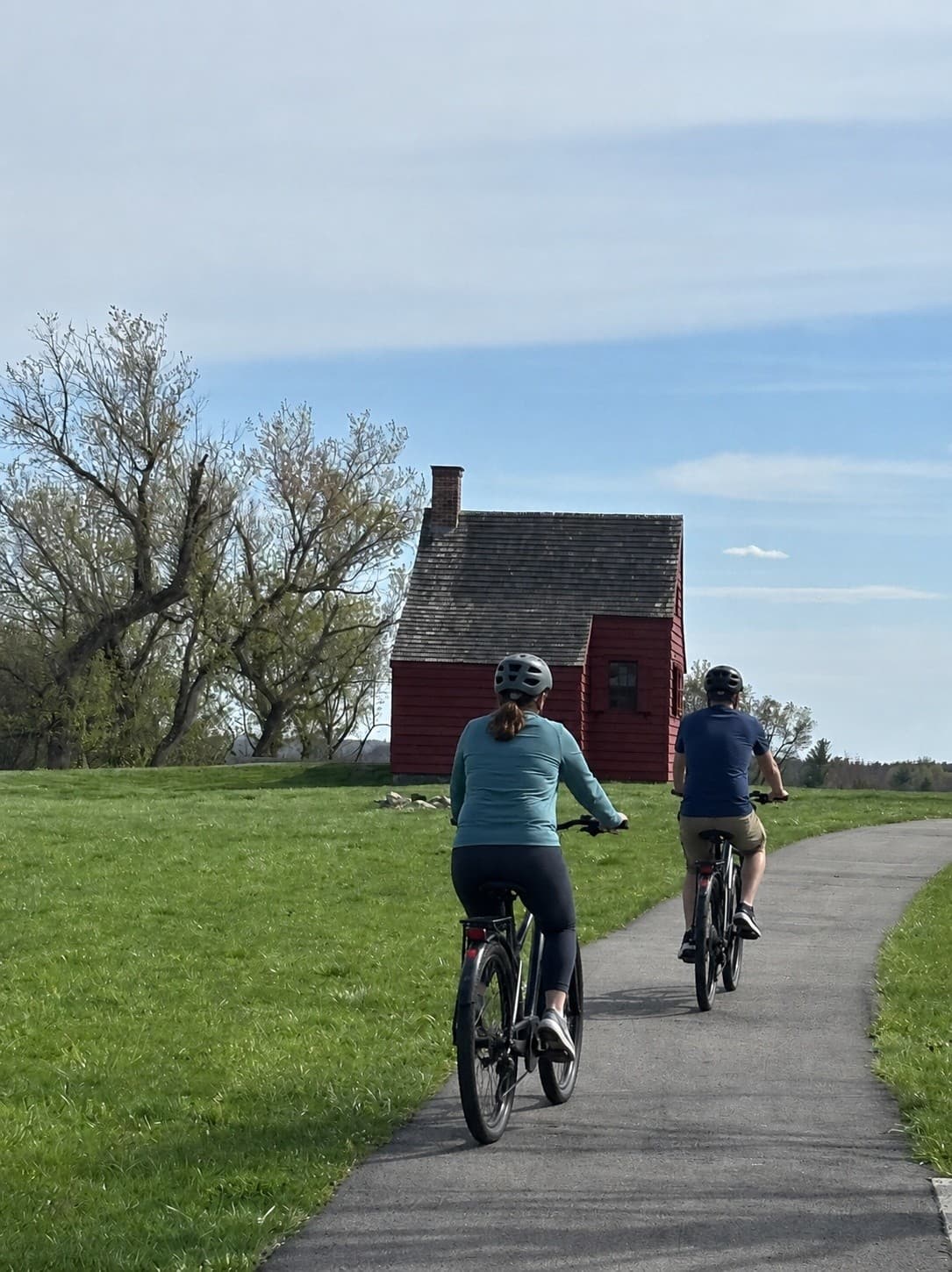 ebike-saratoga-battlefield-self-rental-ride-through-revolutionary-ground photo 2