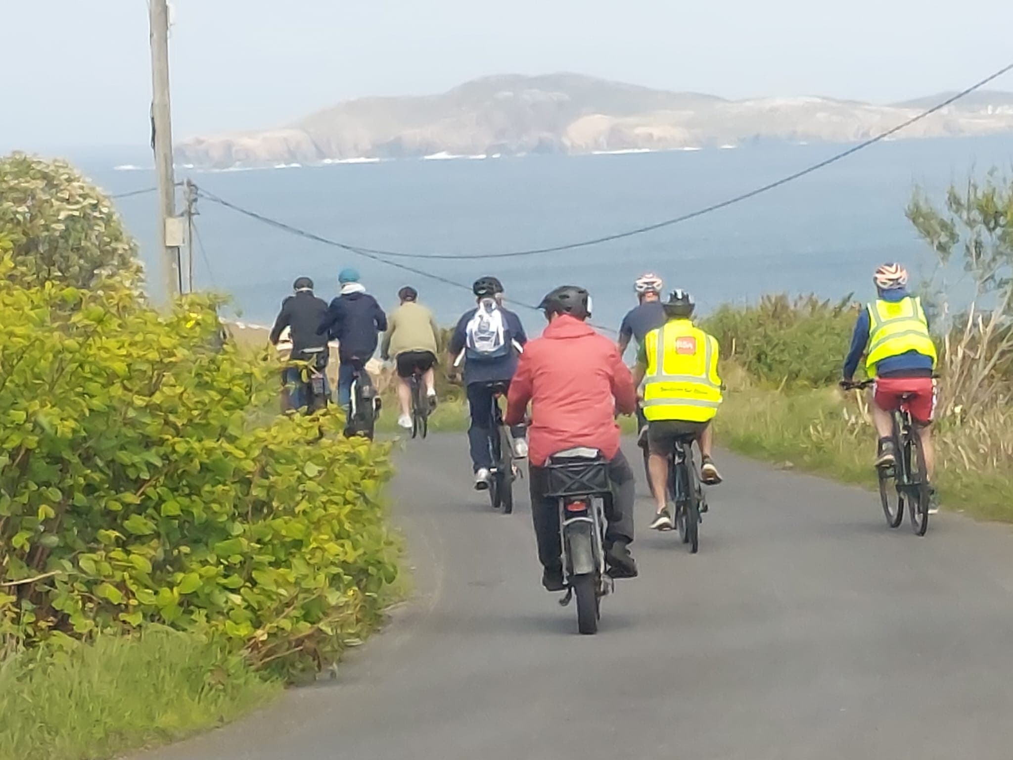 Arranmore eBike Hire: Cruise Leabgarrow’s Coastal Roads and Hidden Coves