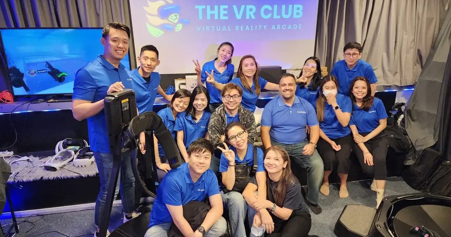 Virtual Reality Team Bonding with The VR Club in Singapore
