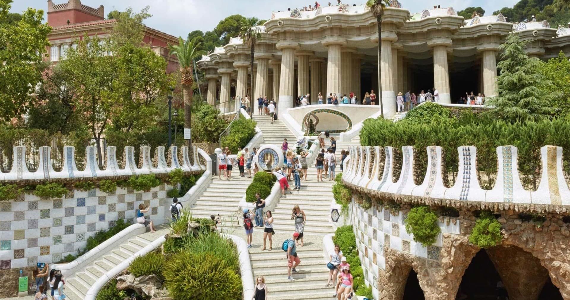 Discover Barcelona’s Gothic Quarter: Art, Tapas, and Picasso in an Immersive Small Group Experience