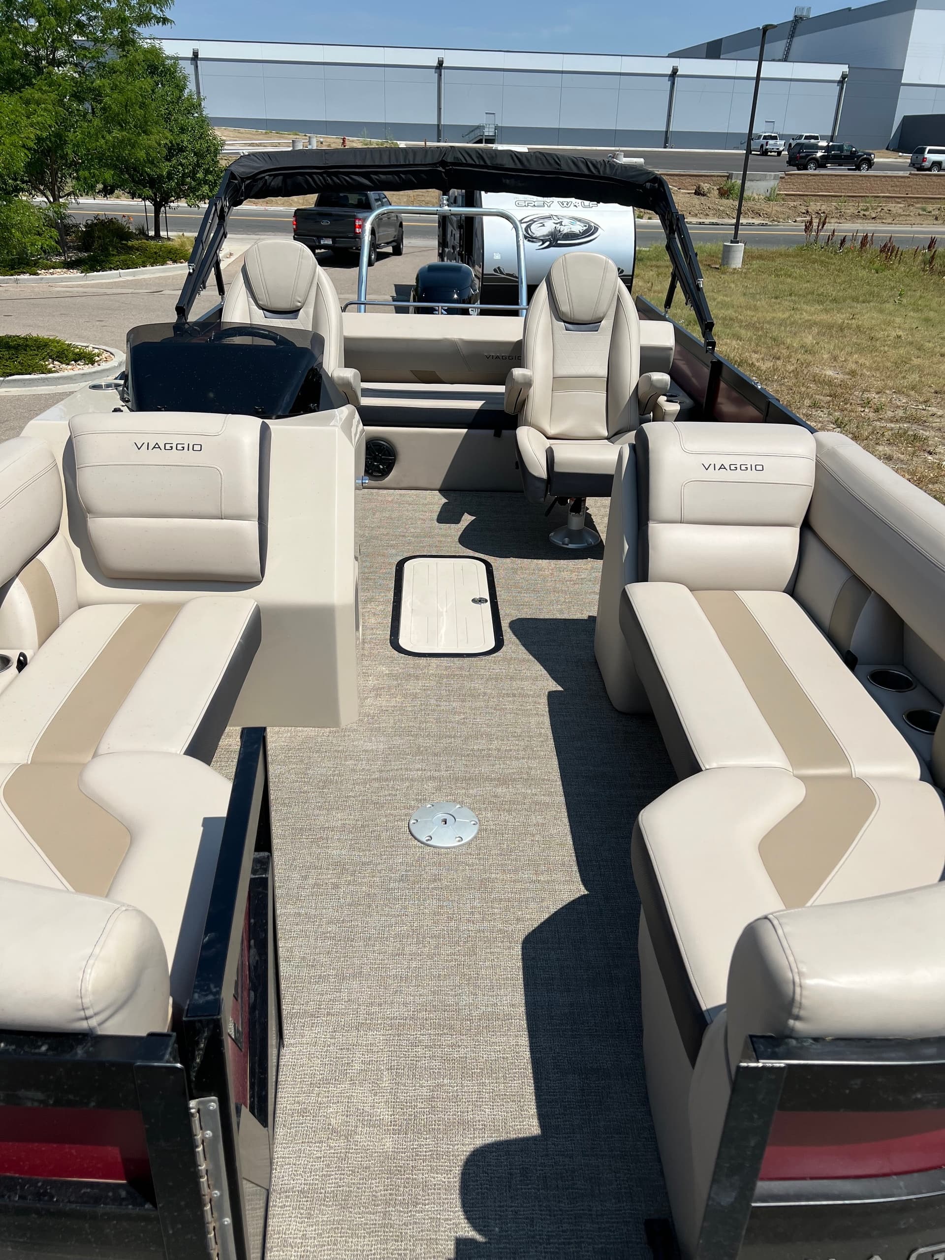 Luxury Pontoon Rentals at Boyd Lake: Viaggio Diamante 23S for Wake, Fish & Relax photo 3