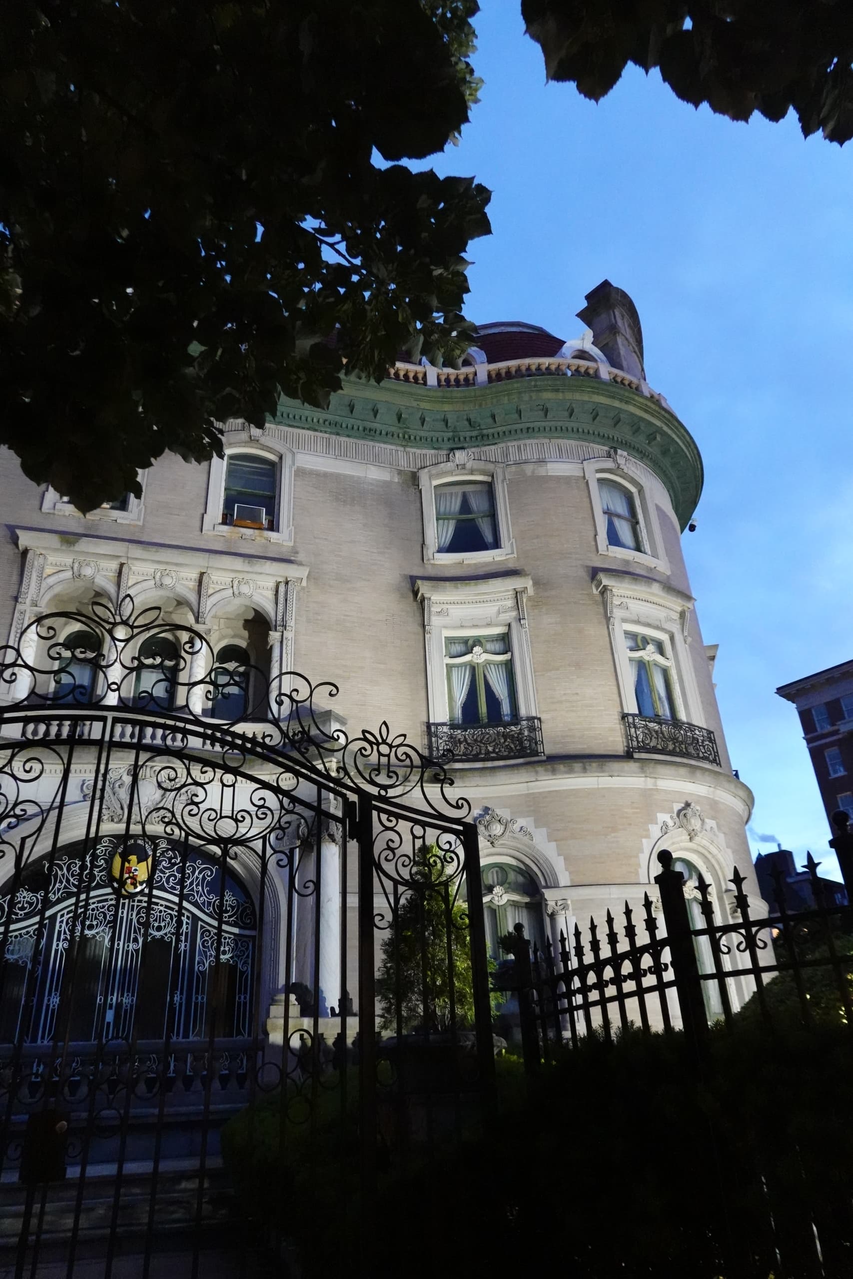 Embassy Row Secrets: Dupont Circle's Gilded-Age Mansions and Dark History photo 2