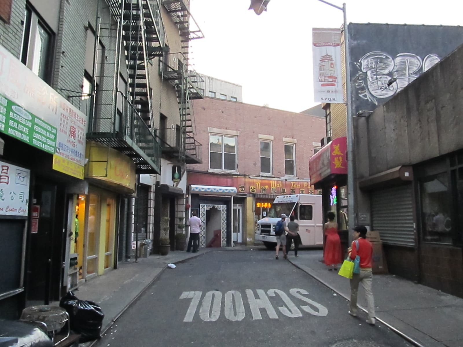 Exploring The Lower East Side: A Two-Hour Journey Through History and Foodways in Manhattan